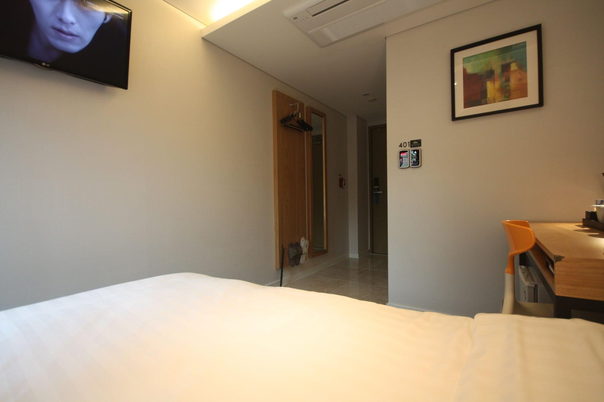 I.T.W Hotel Seoul Exterior photo